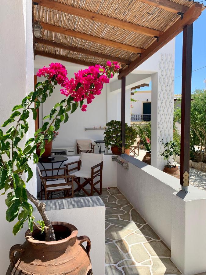 Отель Antheia Folegandros Town Экстерьер фото