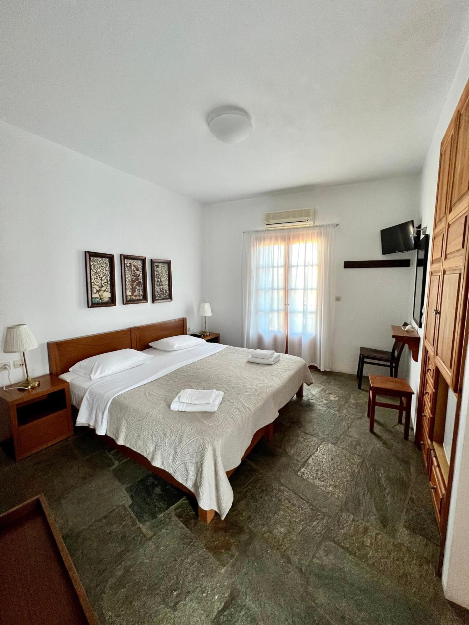 Отель Antheia Folegandros Town Экстерьер фото