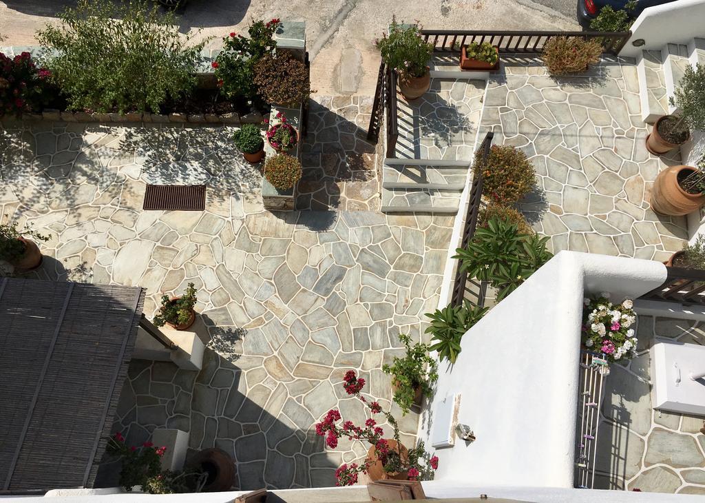 Отель Antheia Folegandros Town Экстерьер фото
